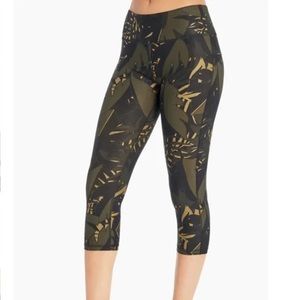 Marika Sport Palm Printed Capri Legging – Olive Night